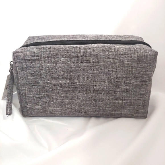 Homebody Pouch & Socks Gift Set - Picture 5 of 6